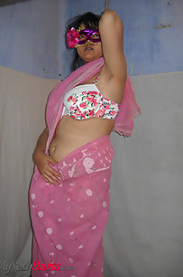 savita bhabhi unwrapping her juicy boobs from pink sari