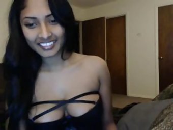 Sexy Indian Babe Webcam Chat Leaked